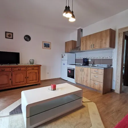 Appartement With A Parking Space - 16944 Vodice